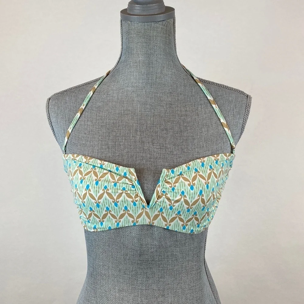 Frankie’s Bikinis Printed Crochet Back Bikini Top Size Large